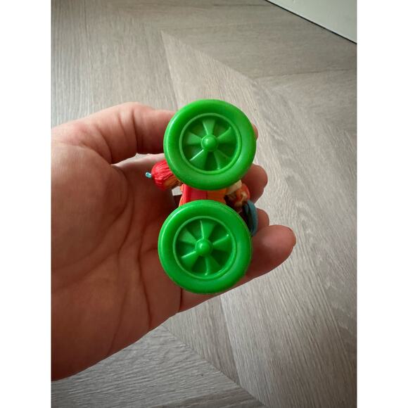 McDonald's 1990 Cute Fuzzy Animals Bugs Bunny Dual Racer Car Happy Meal Toy. - Picture 5 of 10